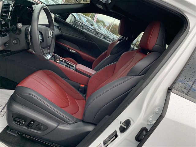 Used 2024 Lexus RX 500h F Sport image 18