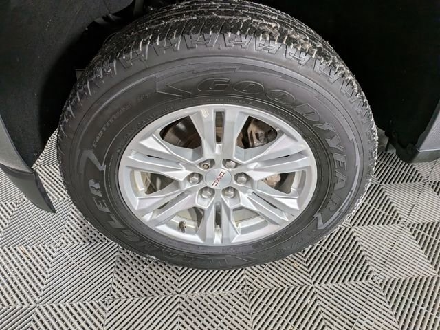 Used 2020 GMC Canyon SLE w/ Driver Alert Package image 32