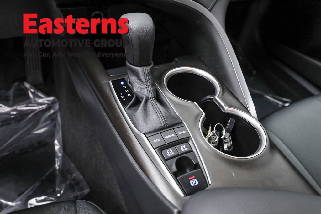 Used 2024 Toyota Camry LE FWD image 13