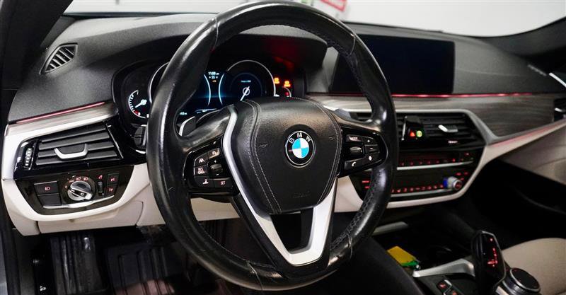 Used 2018 BMW 540i image 11
