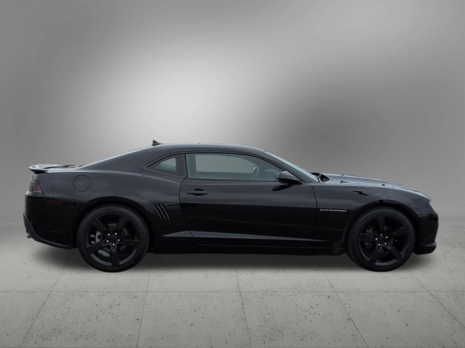 Used 2015 Chevrolet Camaro LT w/ Rear Vision Package RWD image 7