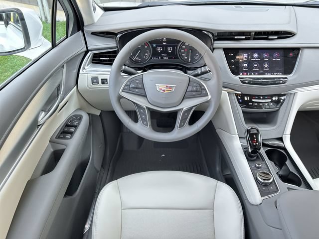 New 2026 Cadillac XT5 Premium Luxury w/ Driver Assist Package AWD/4WD image 18