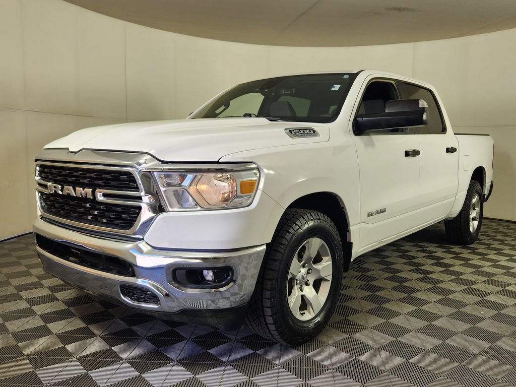Used 2023 RAM 1500 Big Horn AWD/4WD image 3