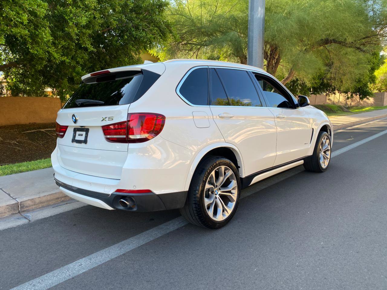 Used 2014 BMW X5 xDrive35i AWD/4WD image 3