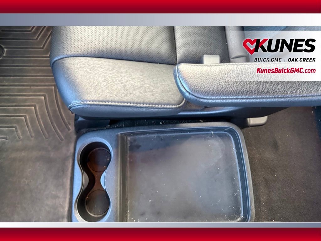 Used 2021 Honda Pilot Touring image 15