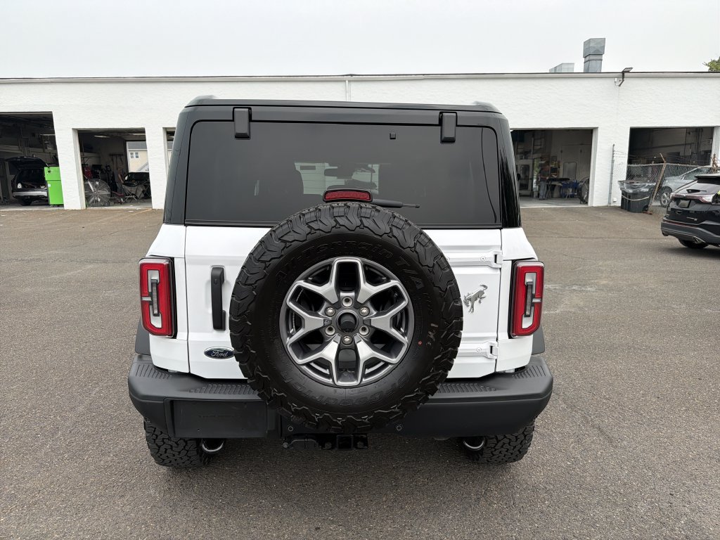 Used 2025 Ford Bronco Badlands AWD/4WD image 4