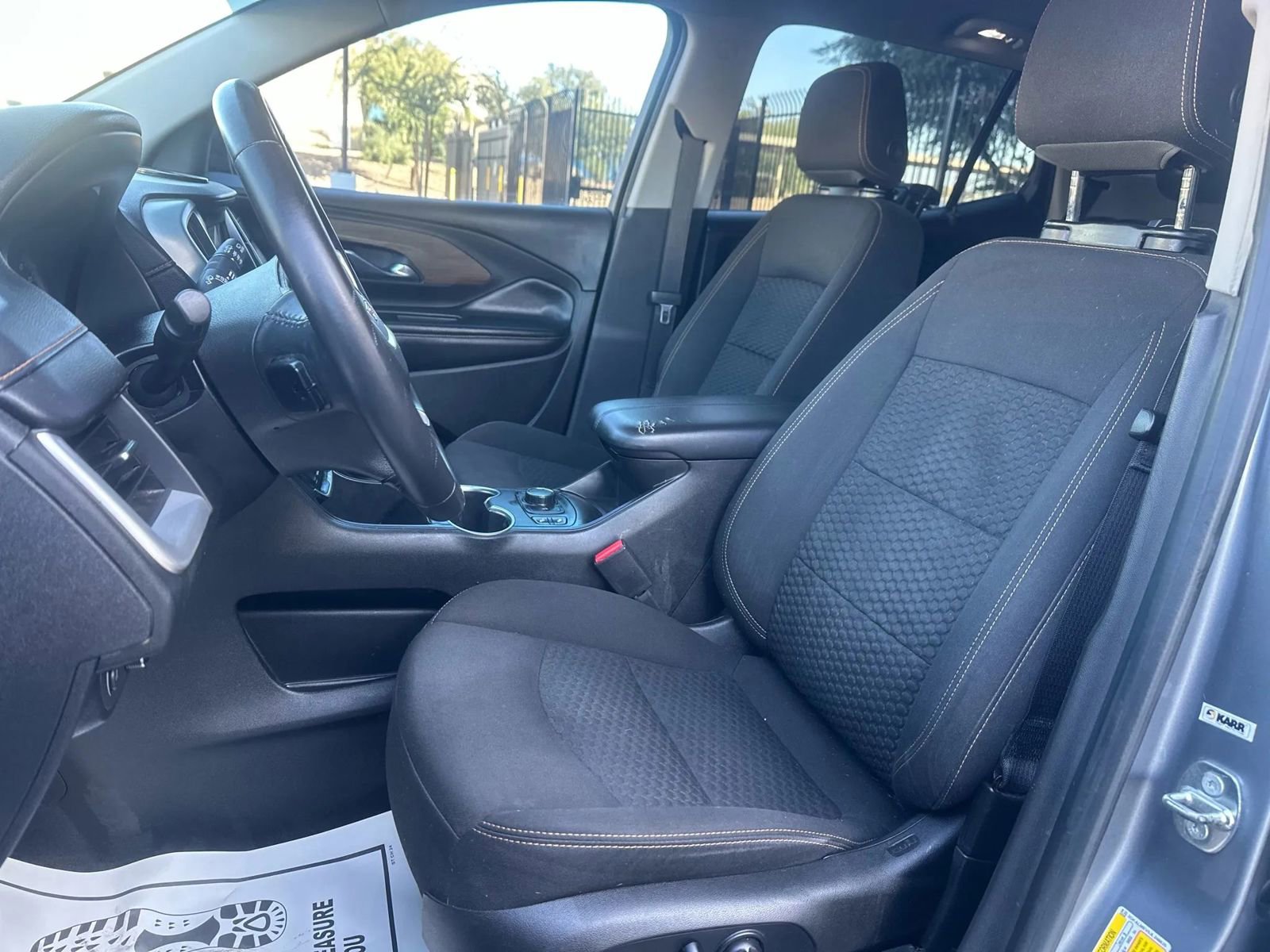 Used 2018 GMC Terrain SLE w/ Driver Convenience Package image 8