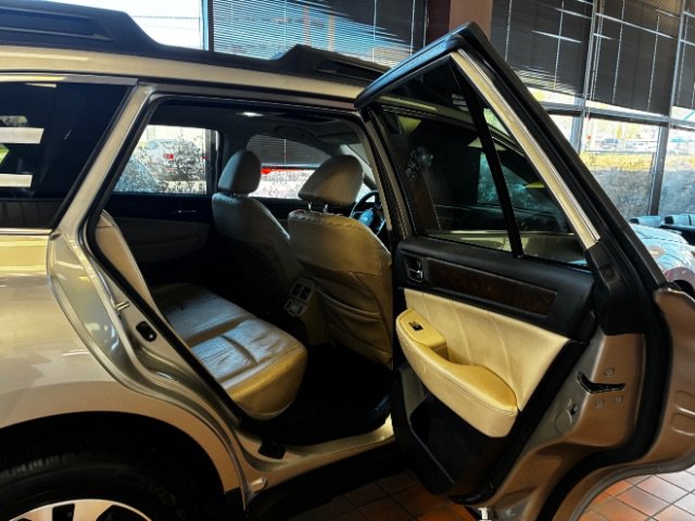Used 2017 Subaru Forester 2.0XT Touring AWD/4WD image 34