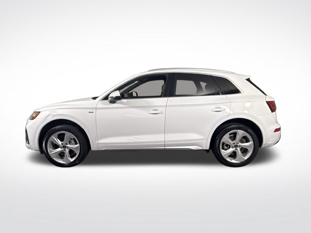 Used 2024 Audi Q5 2.0T Premium Plus AWD/4WD image 2