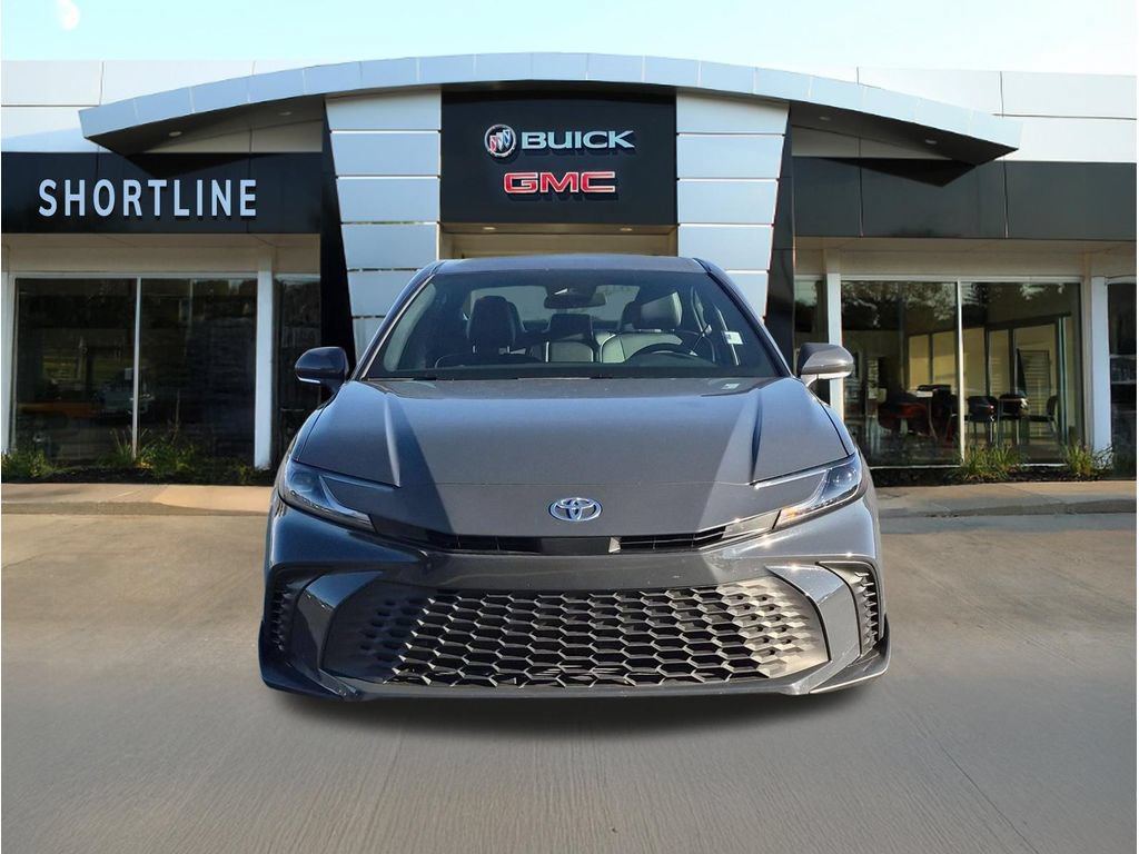 Used 2026 Toyota Camry SE FWD image 8