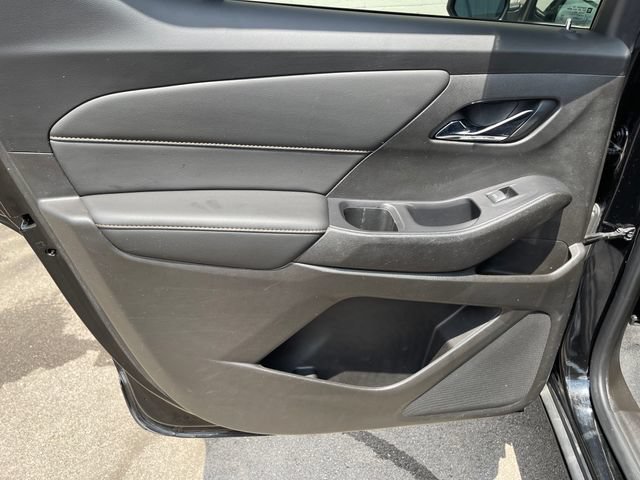Used 2021 Chevrolet Traverse LS FWD image 21