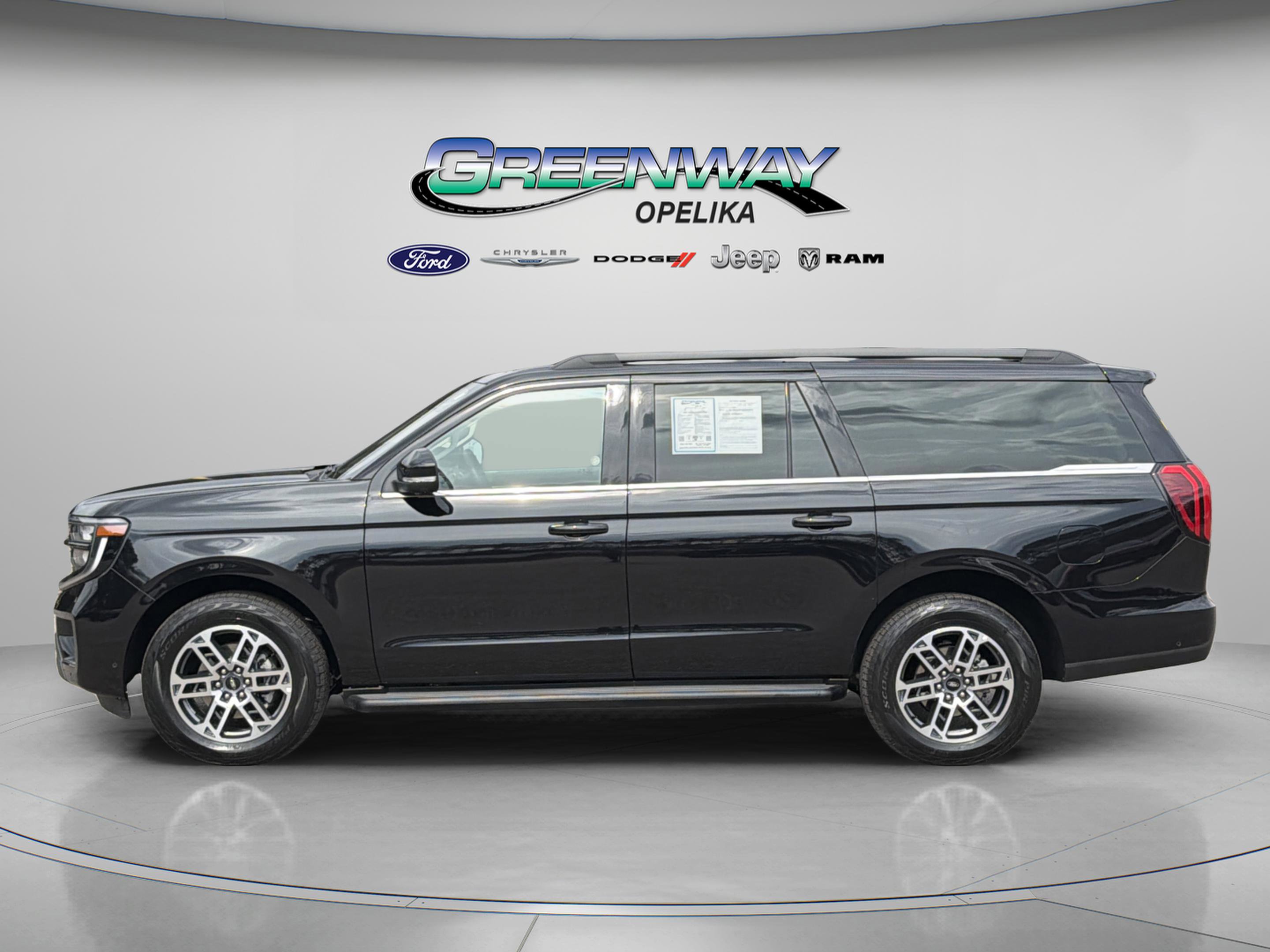 Used 2025 Ford Expedition Max Active image 4