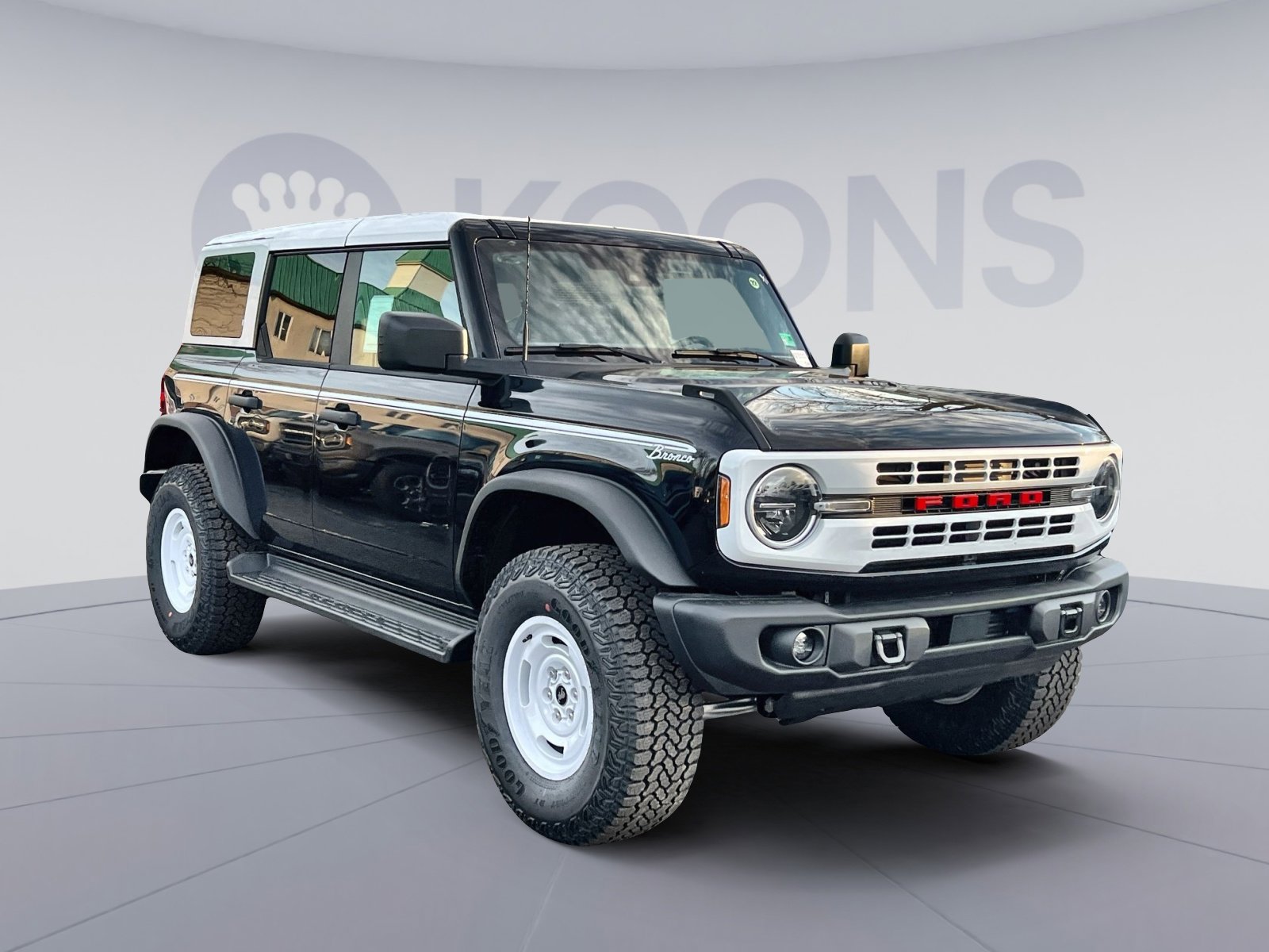 New 2025 Ford Bronco Heritage Edition image 10