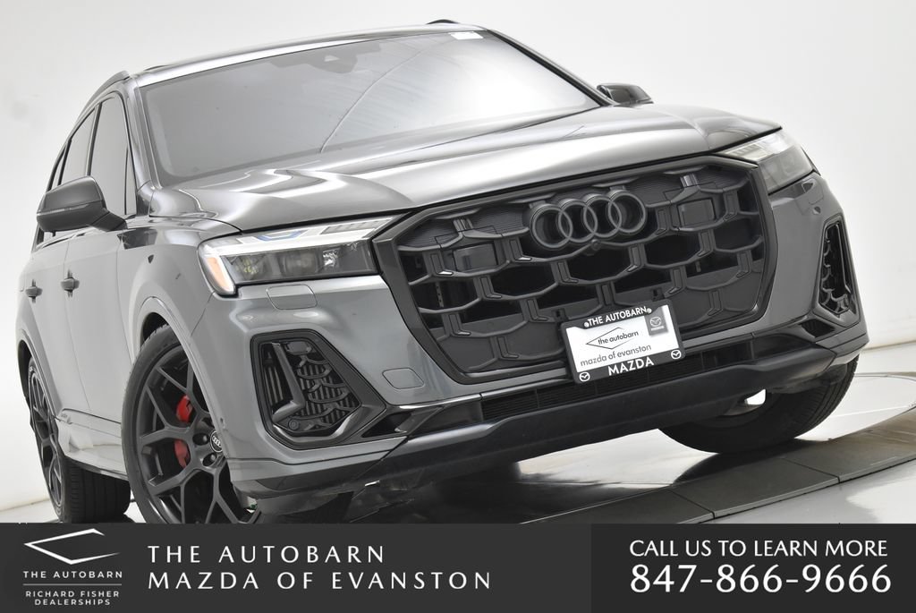 Used 2025 Audi SQ7 Prestige AWD/4WD image 3