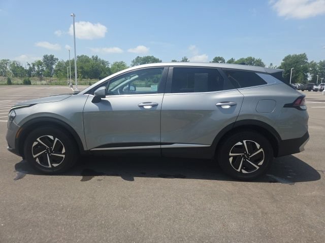 Used 2023 Kia Sportage LX AWD/4WD image 15