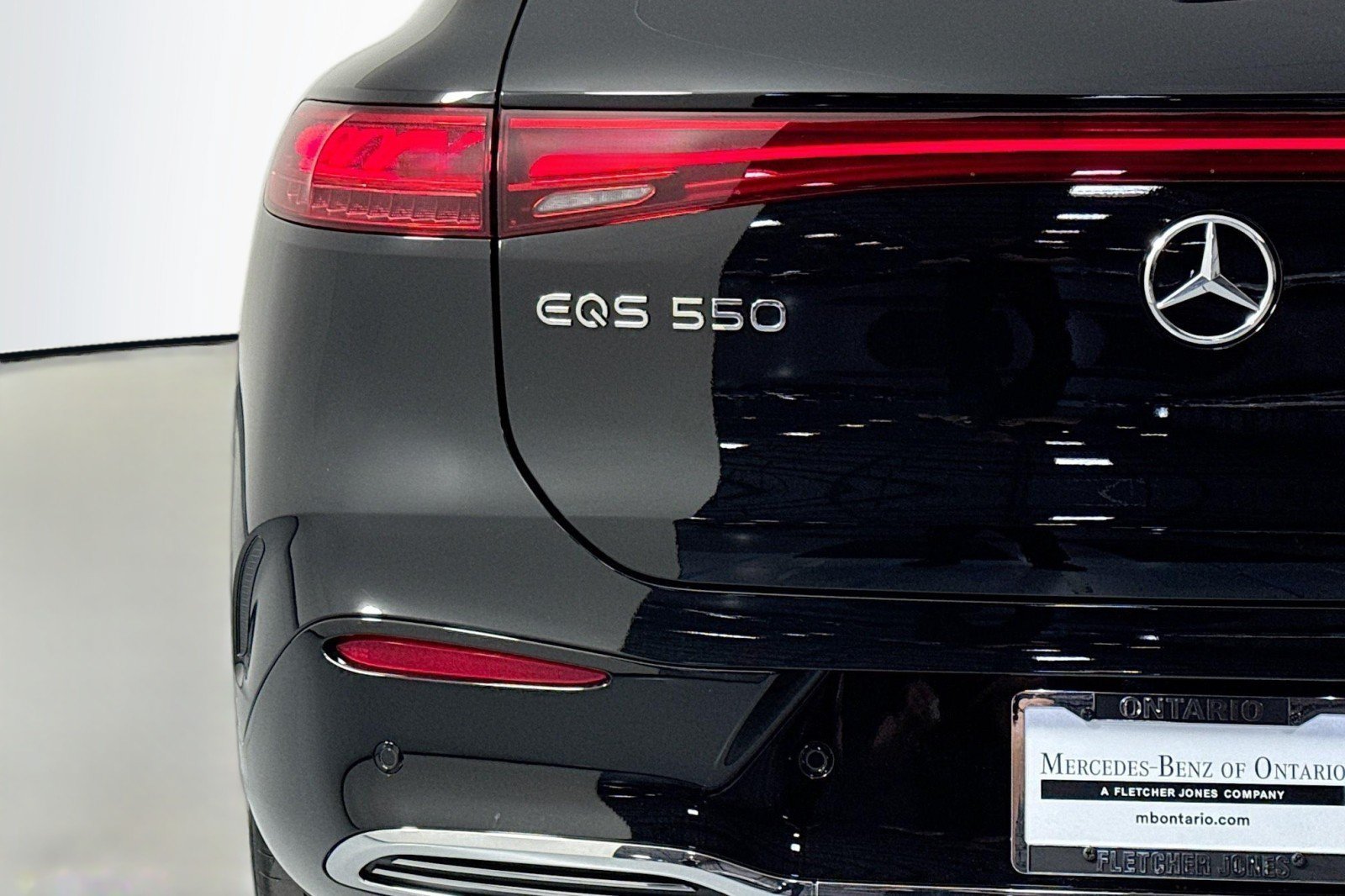 New 2026 Mercedes-Benz EQS 550 4MATIC SUV image 14