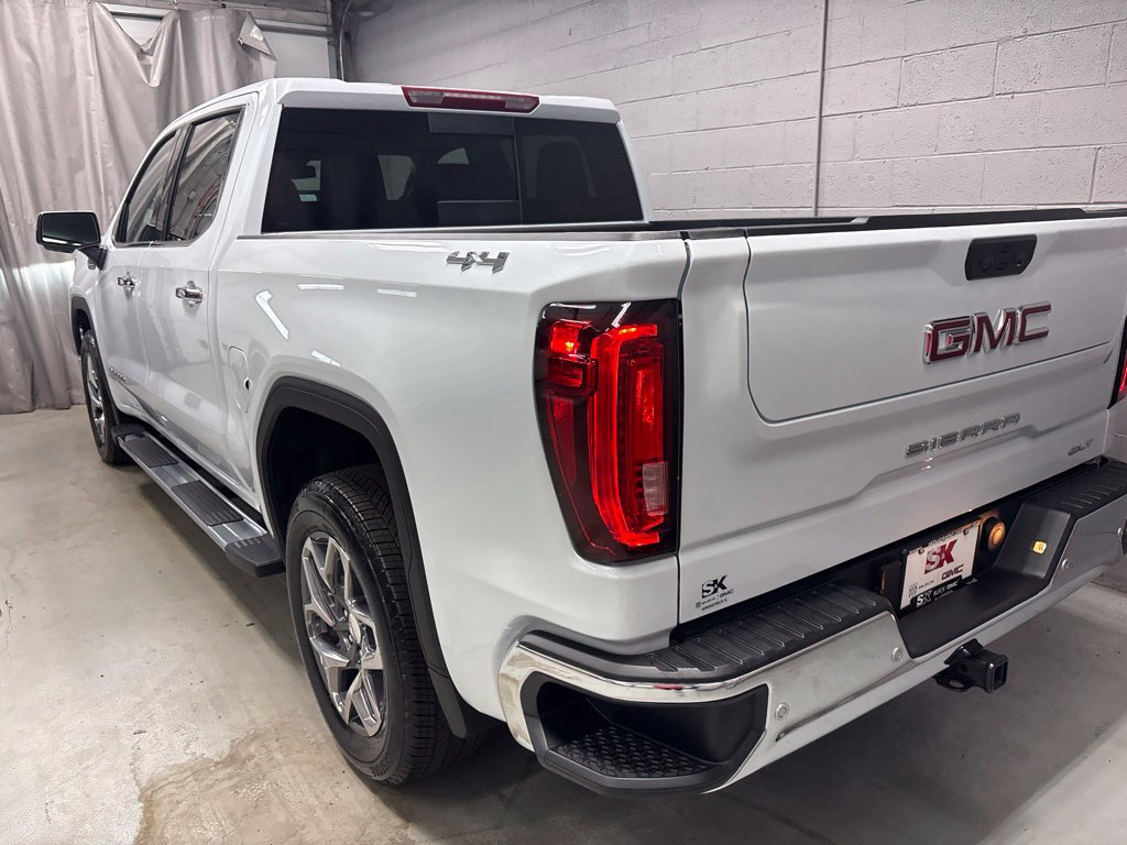New 2026 GMC Sierra 1500 SLT AWD/4WD image 23