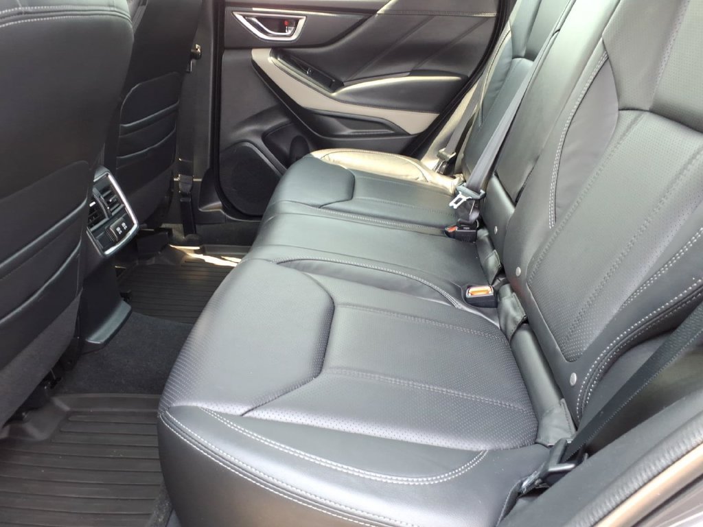 Used 2023 Subaru Forester Limited AWD/4WD image 19