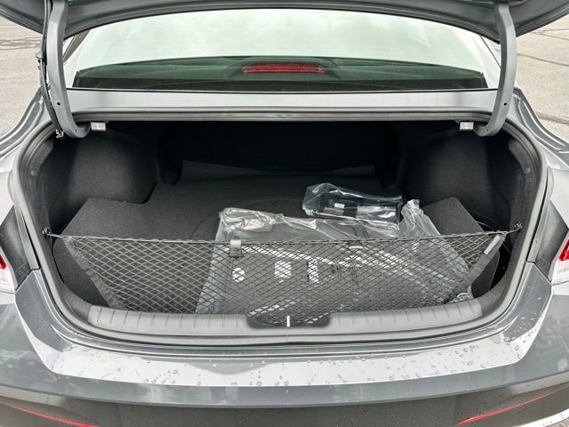 New 2025 Hyundai Elantra SEL image 30