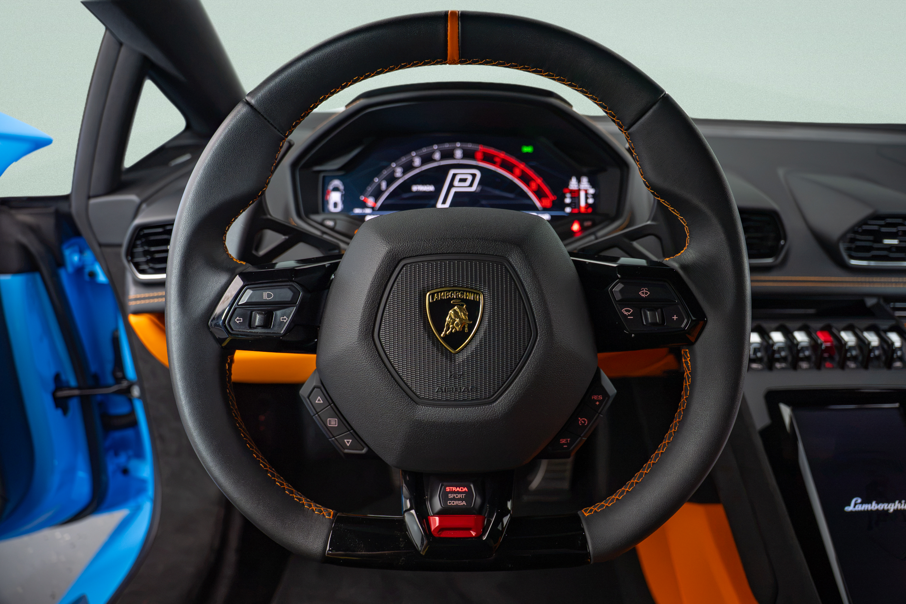 Used 2024 Lamborghini Huracan Tecnica RWD image 12