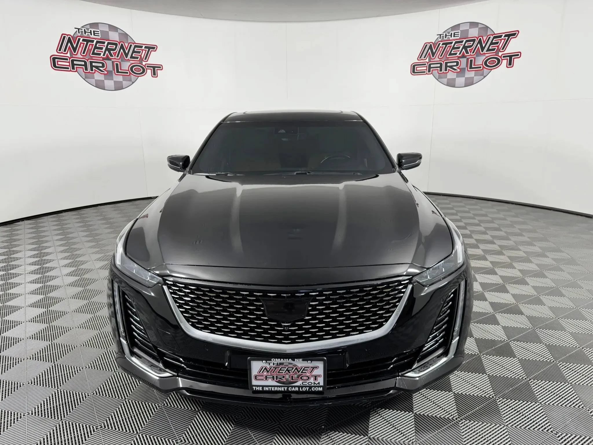Used 2020 Cadillac CT5 V w/ Platinum Package AWD/4WD image 2