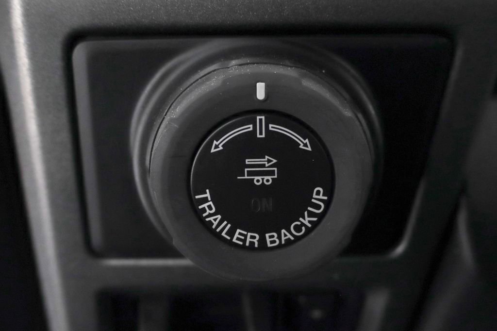 Used 2018 Ford F150 Raptor w/ Equipment Group 802A Luxury image 41