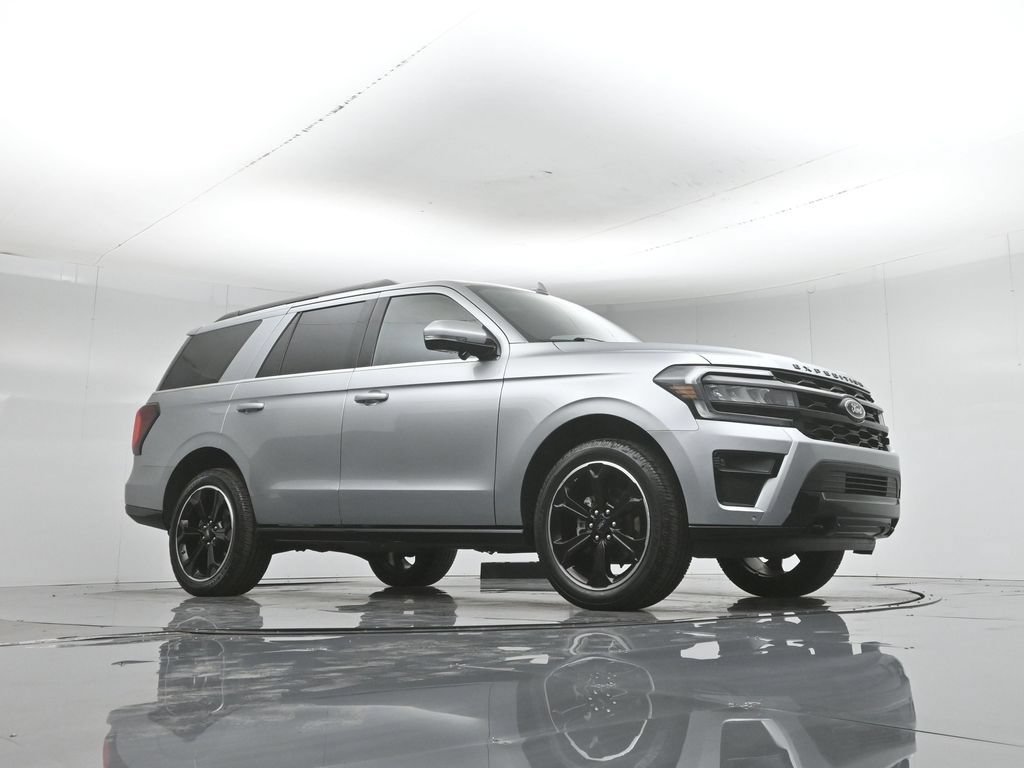 Certified 2023 Ford Expedition Limited AWD/4WD image 4