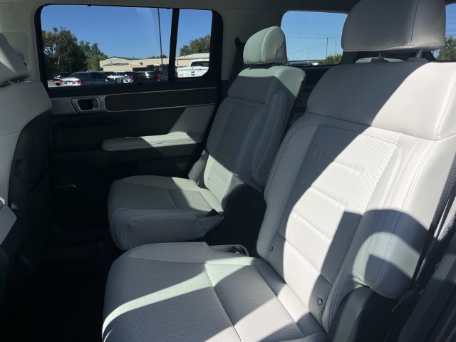 New 2027 Hyundai Santa Fe Calligraphy w/ Tow & Go Package FWD image 18