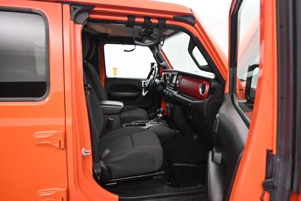 Used 2020 Jeep Wrangler Unlimited Rubicon AWD/4WD image 36