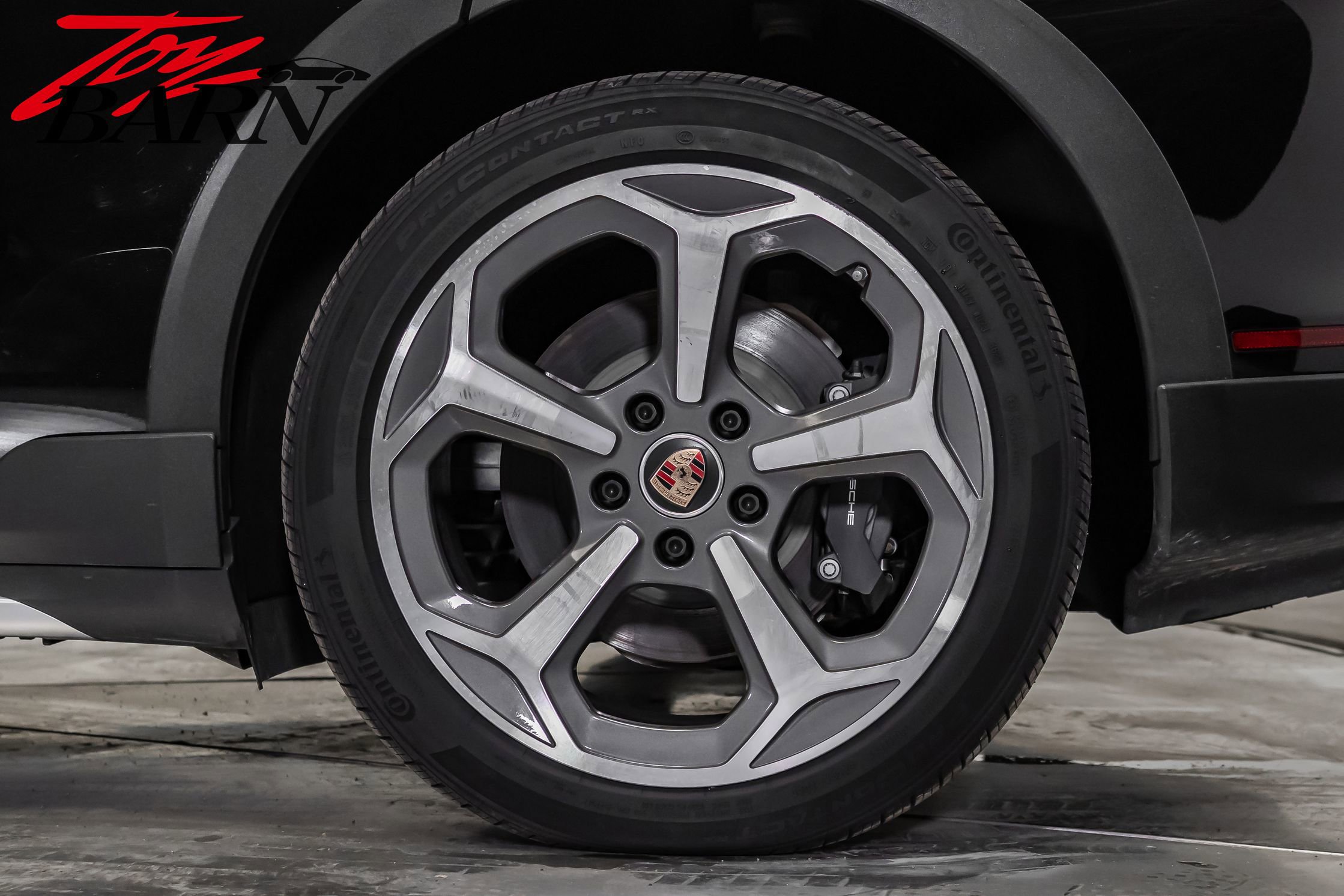 Used 2024 Porsche Taycan 4 Cross Turismo image 16