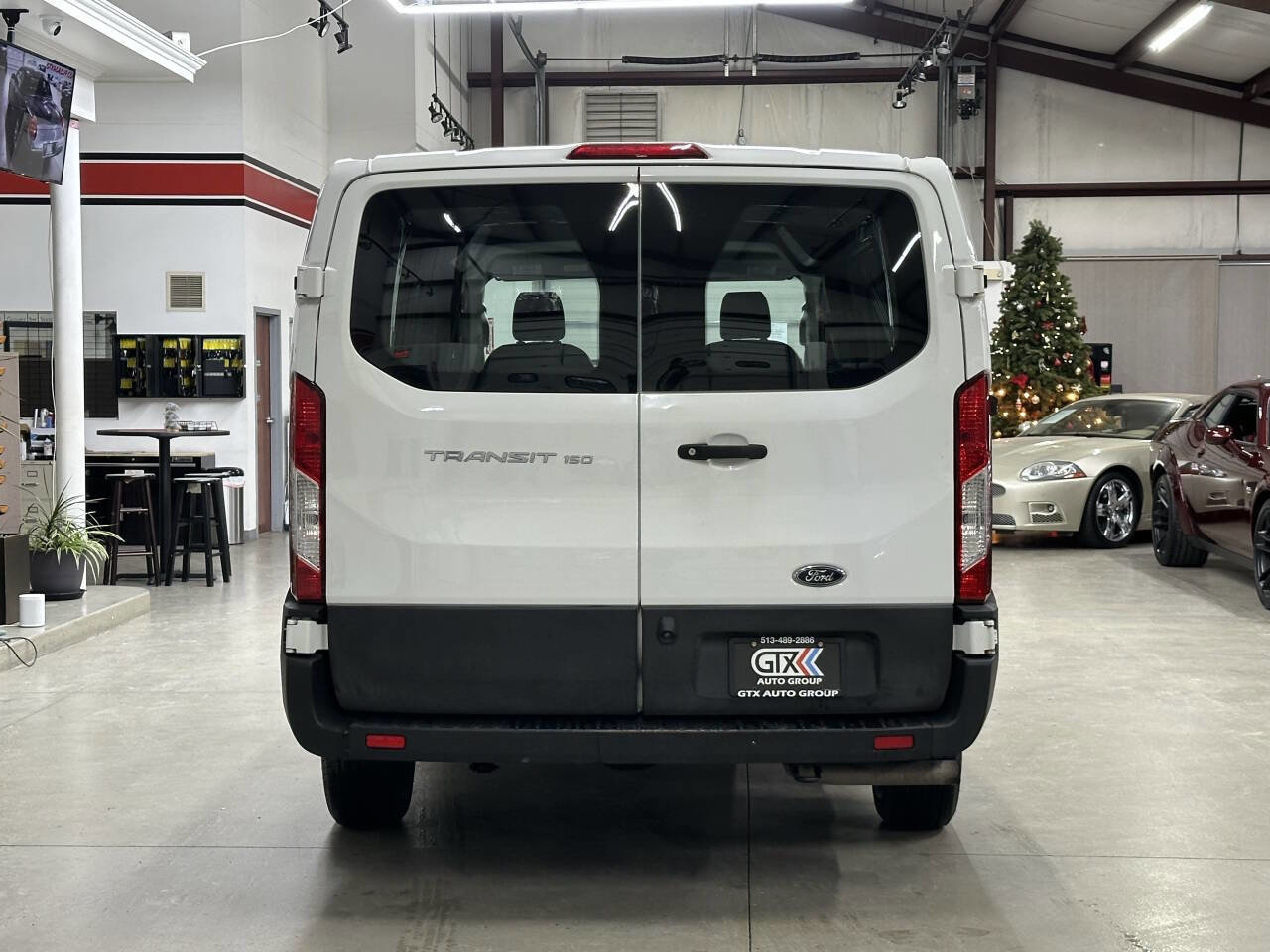 Used 2020 Ford Transit 150 T-150 image 3