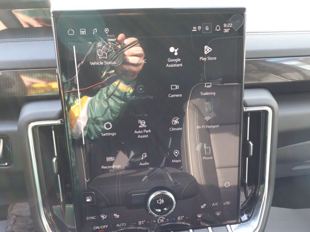 New 2026 GMC Yukon XL Elevation w/ LPO, Elevation Black Package image 23