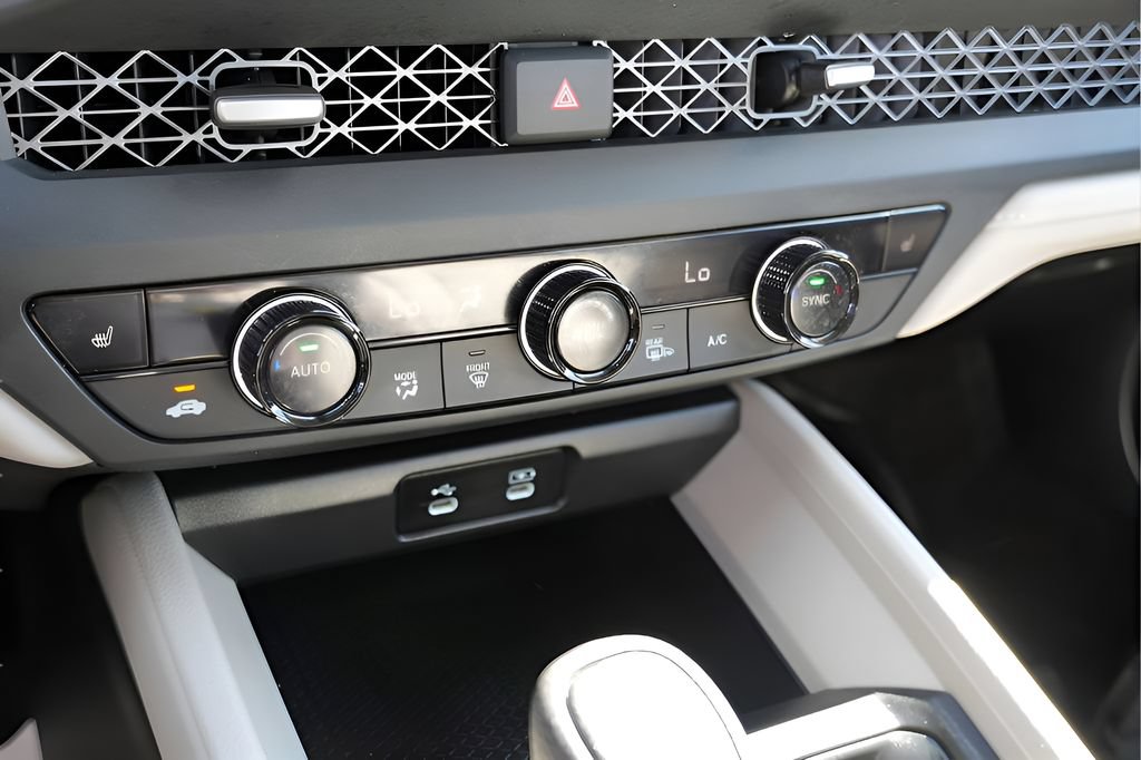 Used 2025 Honda Accord SE image 23