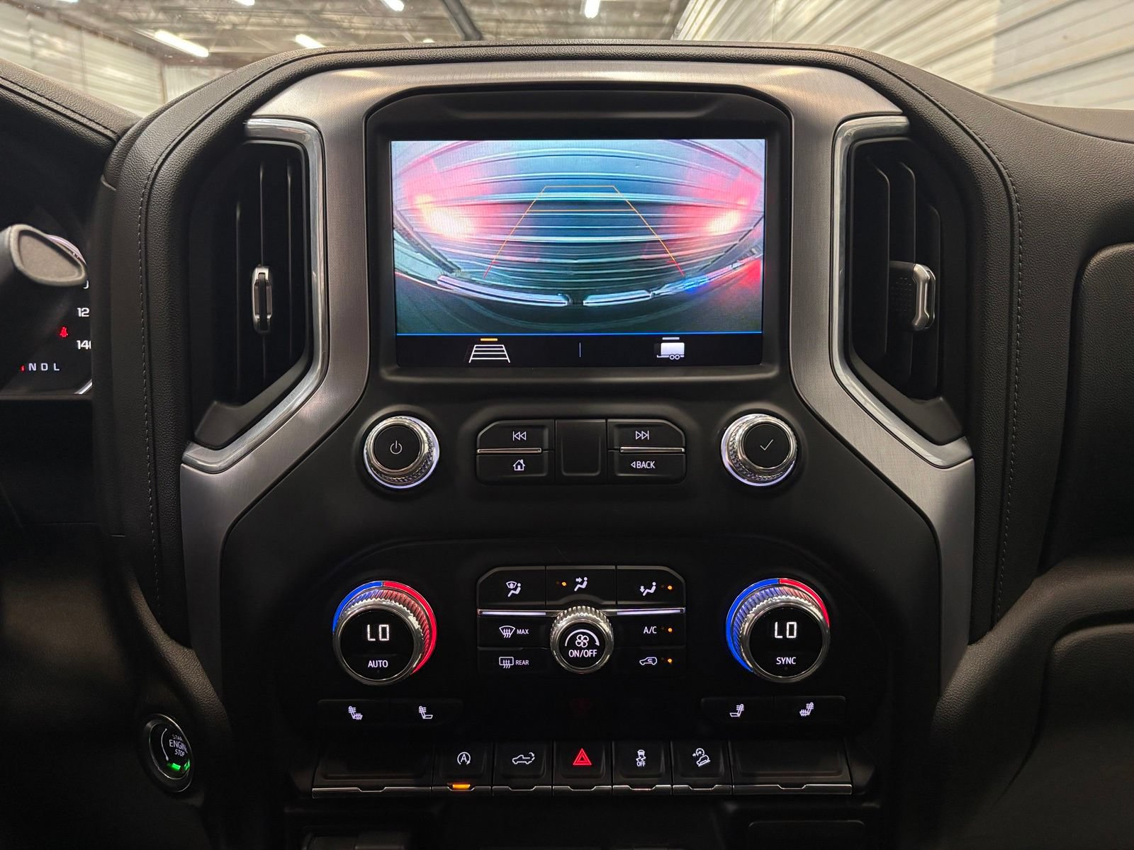 Used 2021 GMC Sierra 1500 Elevation w/ X31 Off-Road Package AWD/4WD image 21