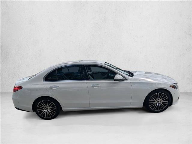 Used 2023 Mercedes-Benz C 300 4MATIC Sedan image 4