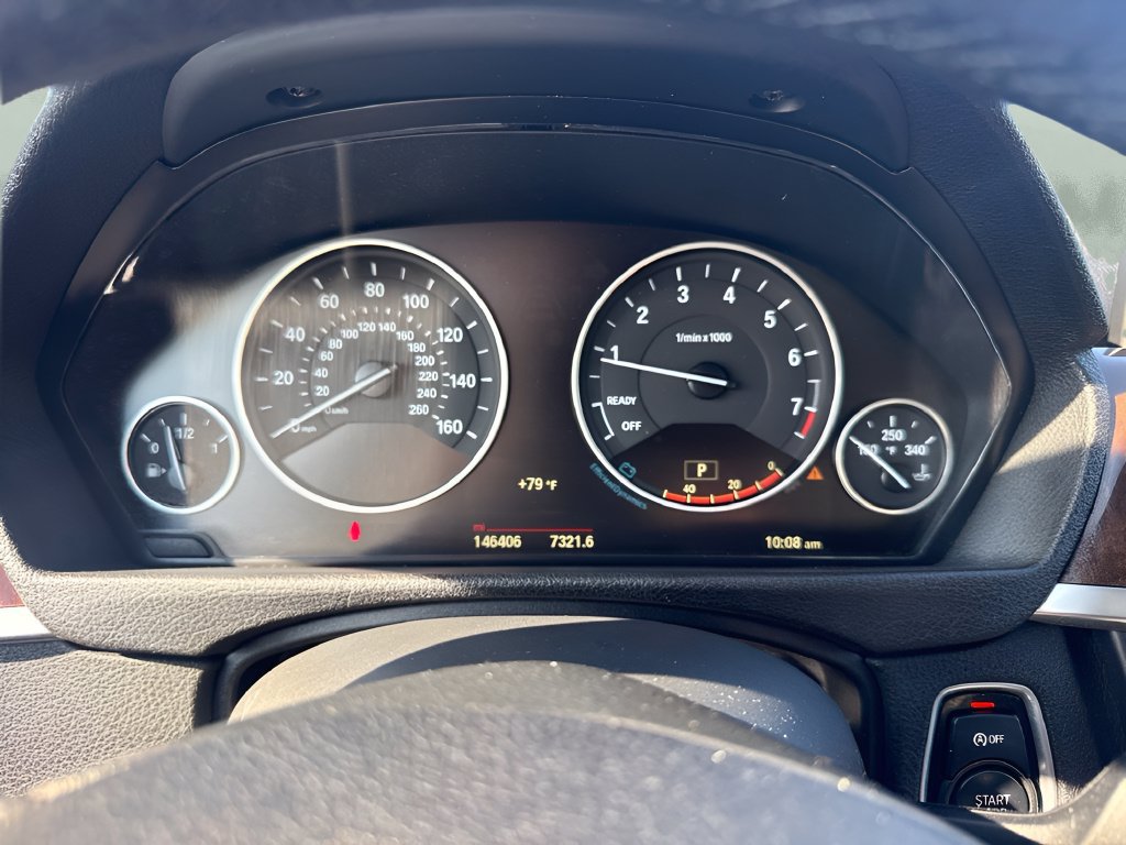 Used 2015 BMW 320i Sedan RWD image 22