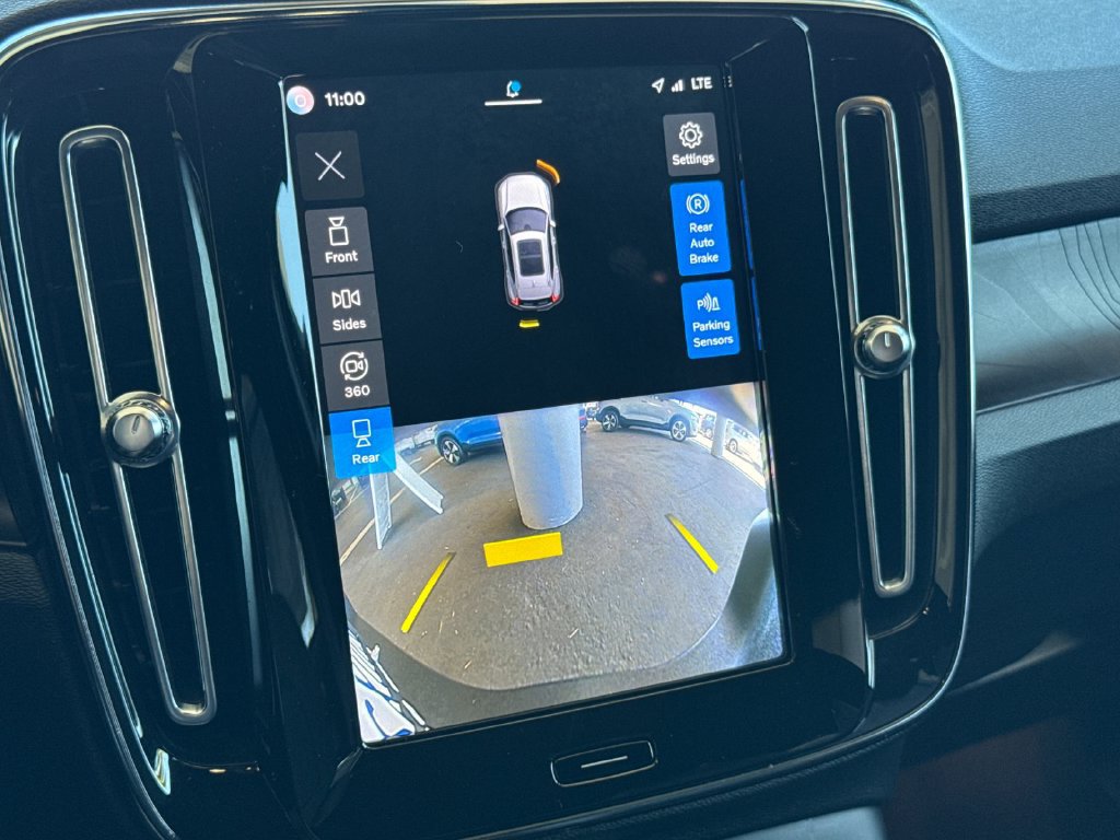 Certified 2023 Volvo XC40 Recharge Ultimate AWD/4WD image 19