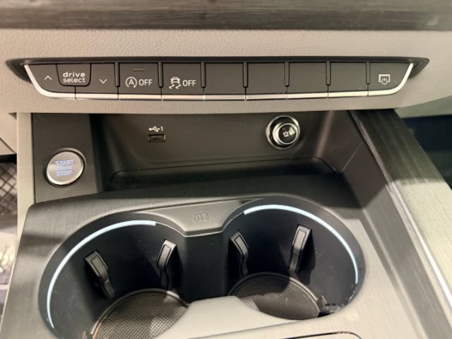 Used 2018 Audi A4 2.0T Ultra Premium w/ Convenience Package FWD image 38