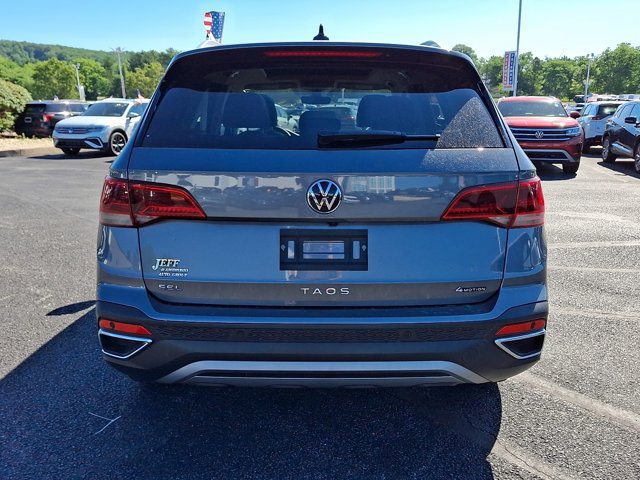 Certified 2023 Volkswagen Taos SEL AWD/4WD image 7