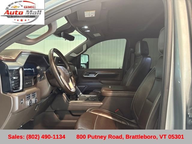 Used 2024 GMC Sierra 3500 Denali w/ Denali Reserve Package image 11