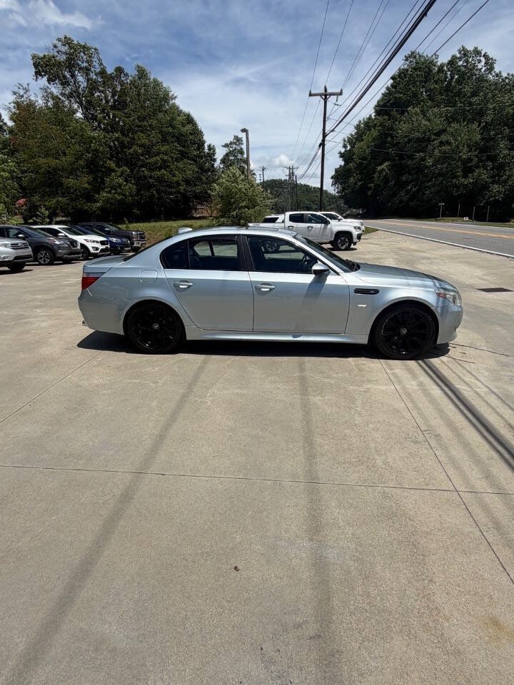 Used 2007 BMW M5 RWD image 6