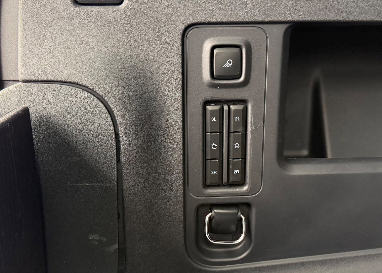 Certified 2025 Ford Expedition Max Platinum w/ Stealth Appearance Package image 9