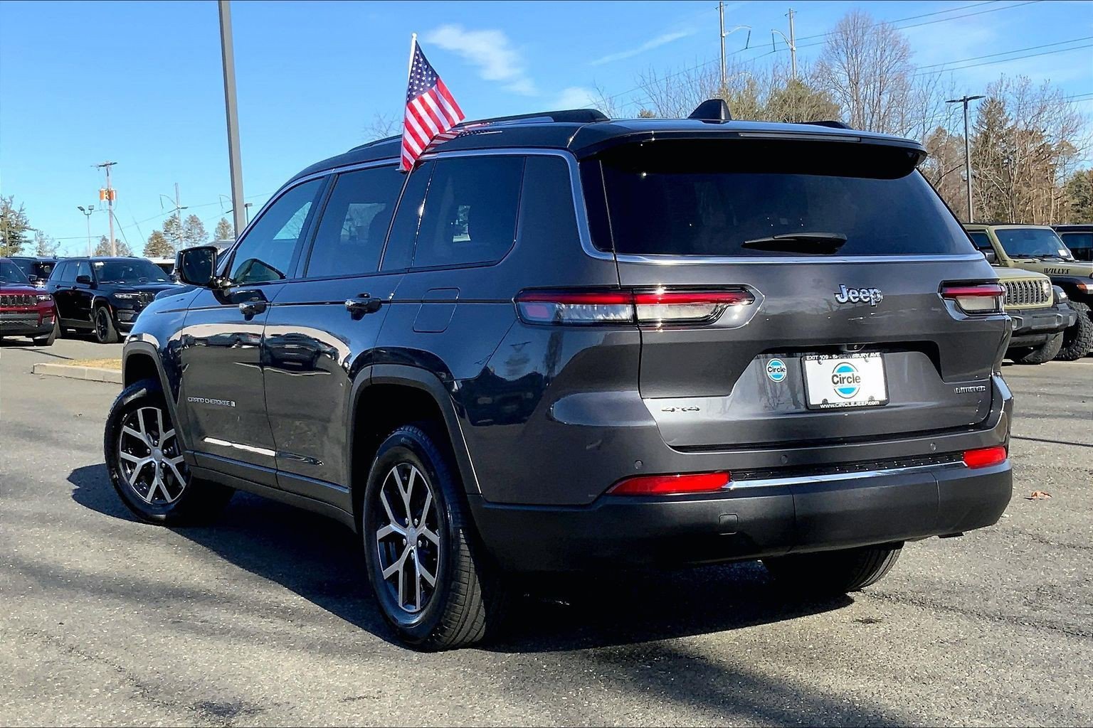 Certified 2023 Jeep Grand Cherokee L Limited w/ Trailer Tow Group (B) image 11