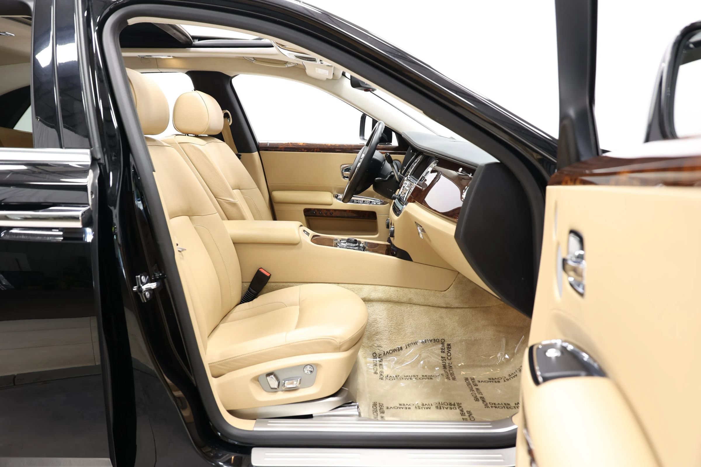 Used 2010 Rolls-Royce Ghost RWD image 89