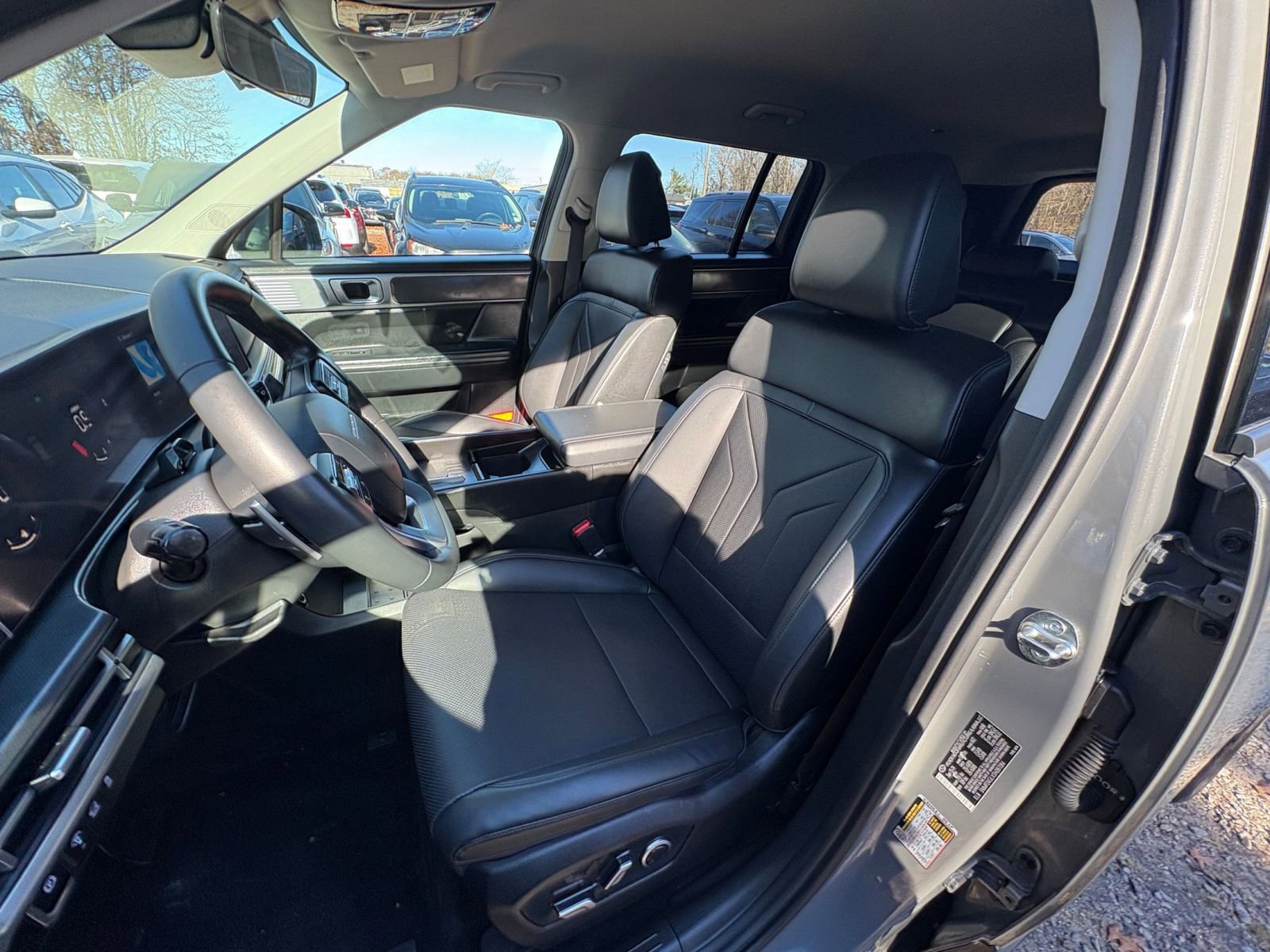 Used 2025 Hyundai Santa Fe SEL image 32