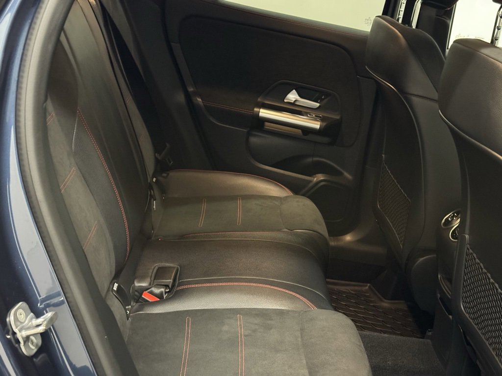 Used 2023 Mercedes-Benz GLA 250 4MATIC image 23