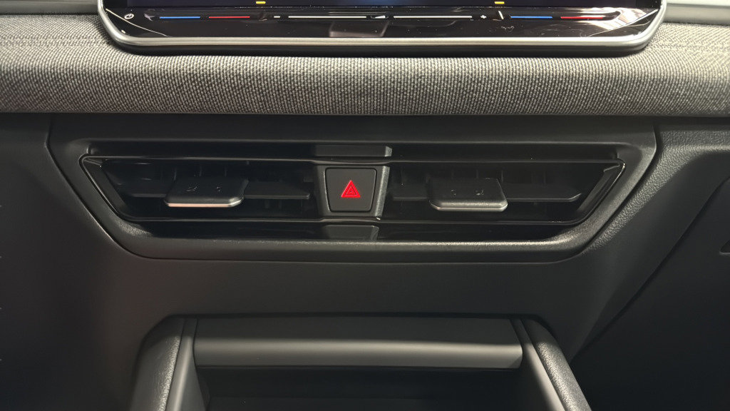 New 2026 Volkswagen Tiguan S FWD image 26