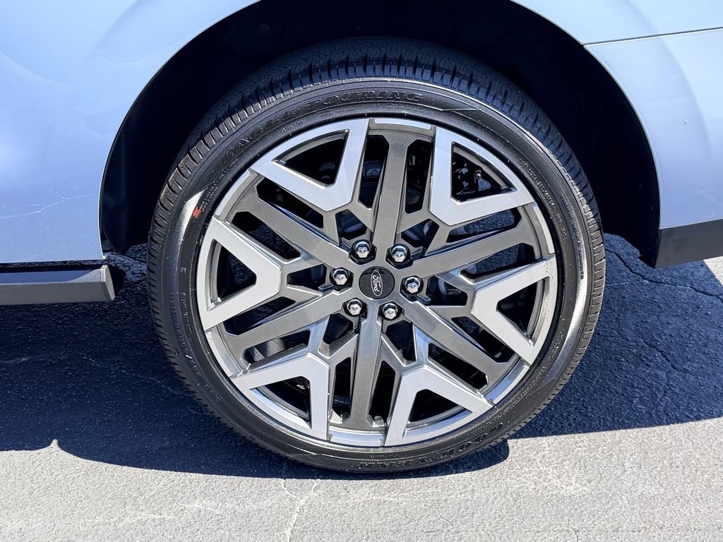 New 2026 Ford Expedition Platinum AWD/4WD image 15