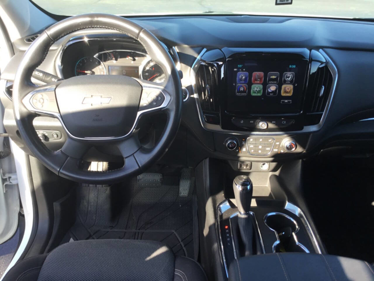 Used 2019 Chevrolet Traverse LT image 6