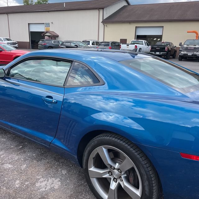Used 2010 Chevrolet Camaro SS w/ RS Package RWD image 3